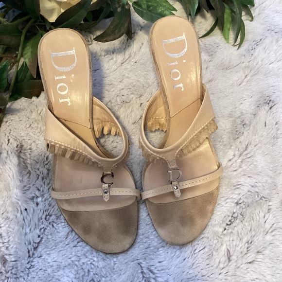 DIOR BEIGE SLIP ON SANDAL SIZE 37(6.5) 1277 - Picture 6 of 7
